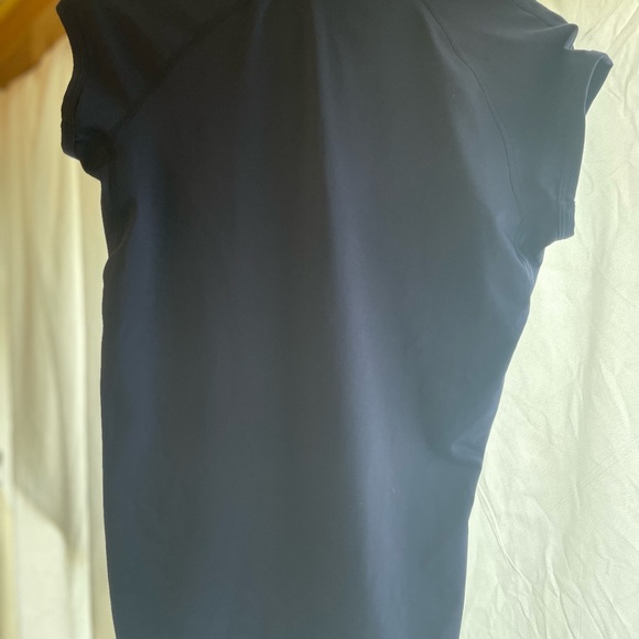 Mizuno Drylite Women’s Vneck Volleyball Athletic Shirt size Medium. Navy - Picture 4 of 6